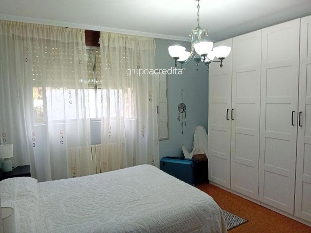 Sale of independent chalet in Campus sur - Santa Marta, Santiago de Compostela
 photo 4