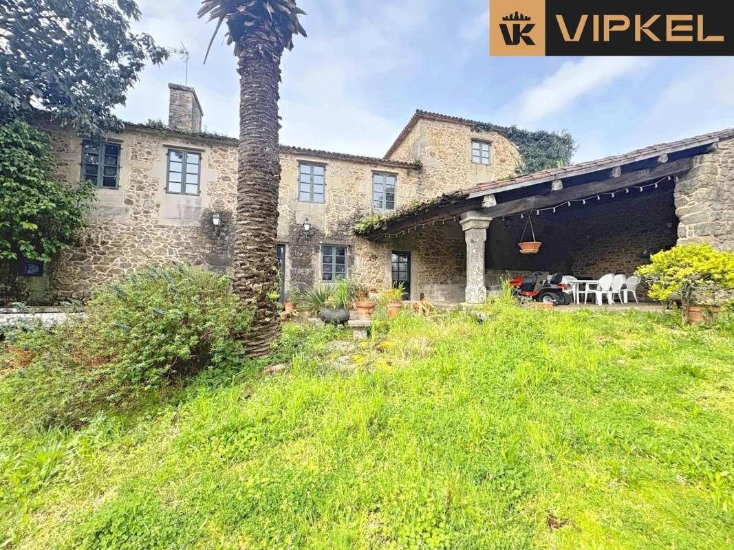 Venta de chalet independiente en LUGAR LAÑA, SANTA EULALIA DE OZA, Teo
photo 1