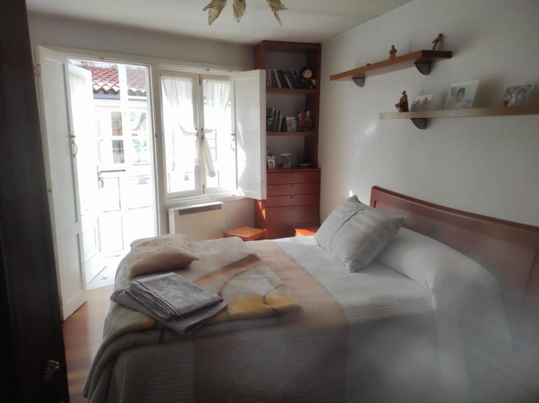 Sale of independent chalet in Casco Histórico, Santiago de Compostela
 photo 5