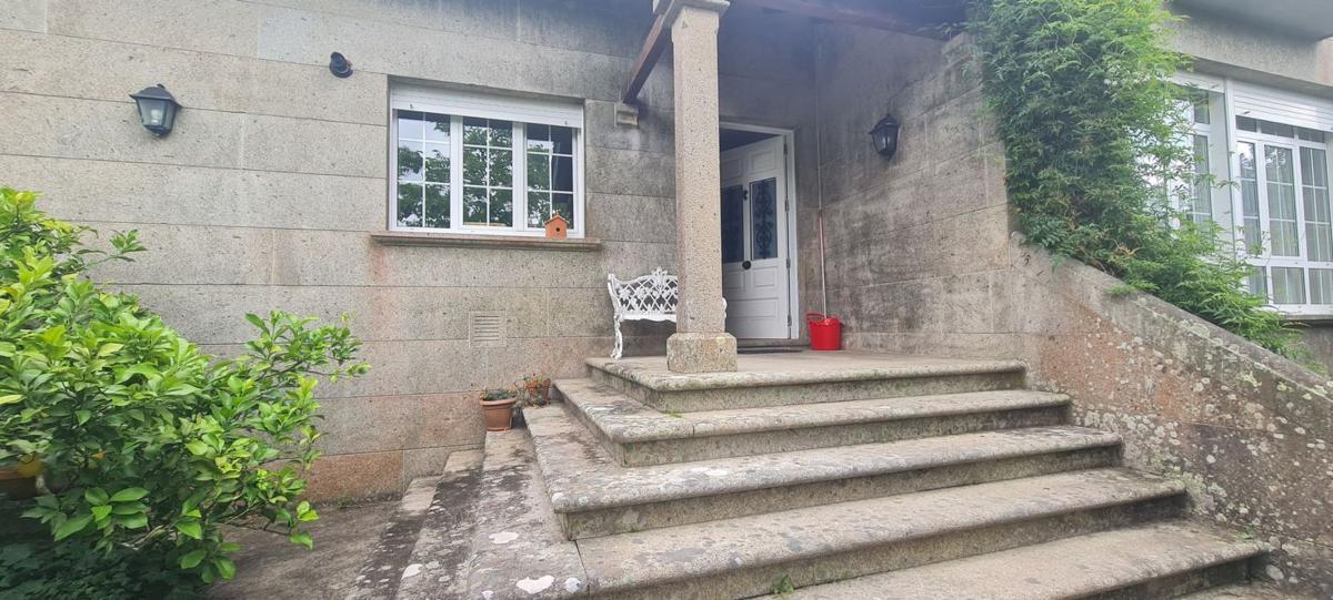 Venta de chalet independiente en Calle do Nabal, Santiago de Compostela
 photo 4
