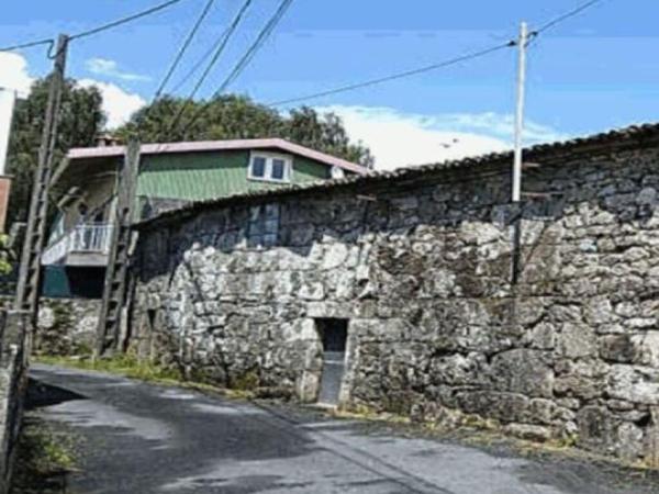 Chalet independiente en venta en Aldea Piñeiro, Brion
 photo 1