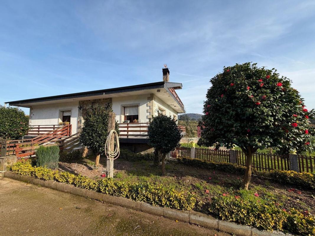 Sale of independent chalet in Lugar Francelos, Kings
photo 2