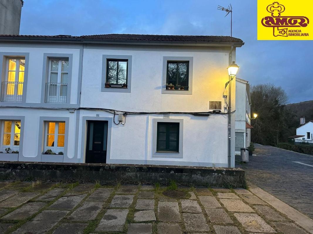 Sale of independent chalet in Calle de Sar, Santiago de Compostela
 photo 3