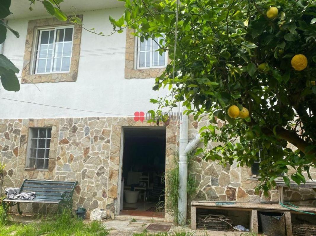 Sale of independent chalet in Calle de Lamas de Abade, Santiago de Compostela
photo 1
