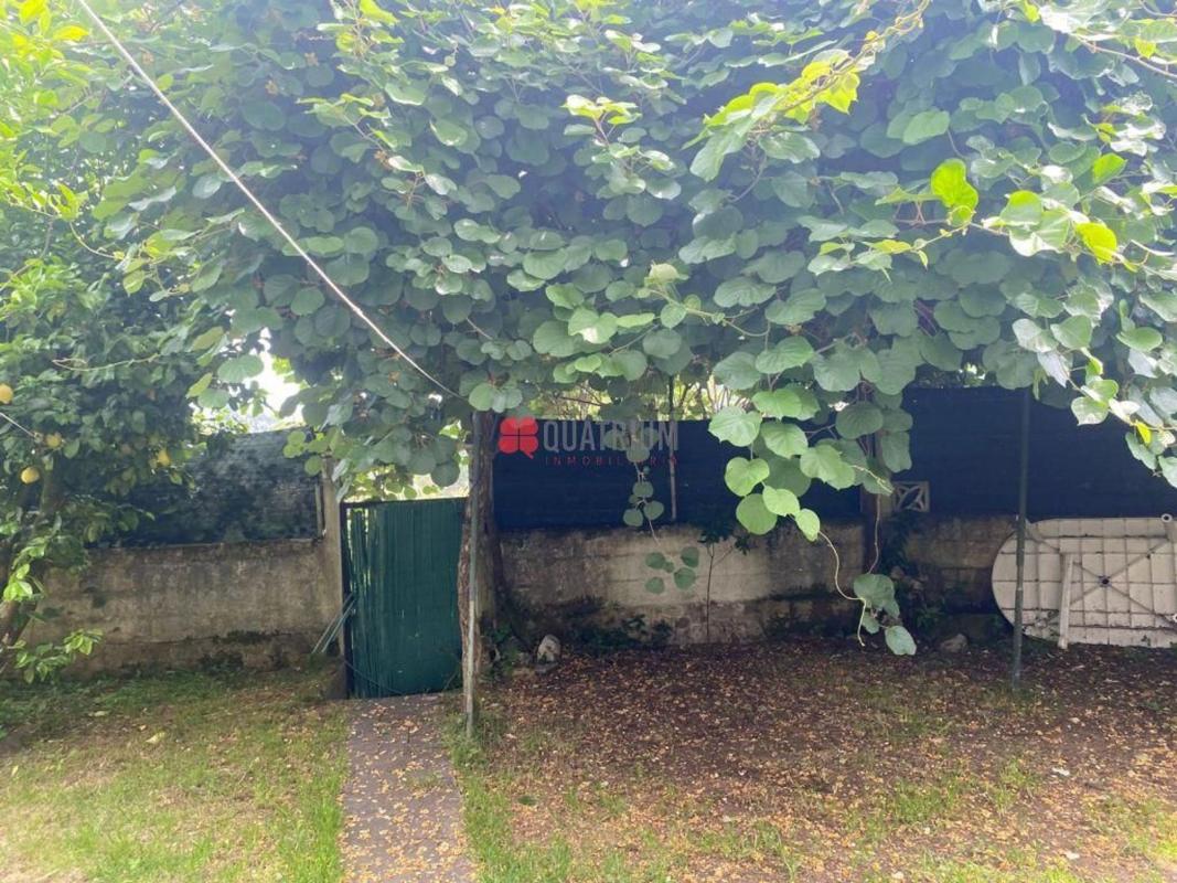 Sale of independent chalet in Calle de Lamas de Abade, Santiago de Compostela
photo 4