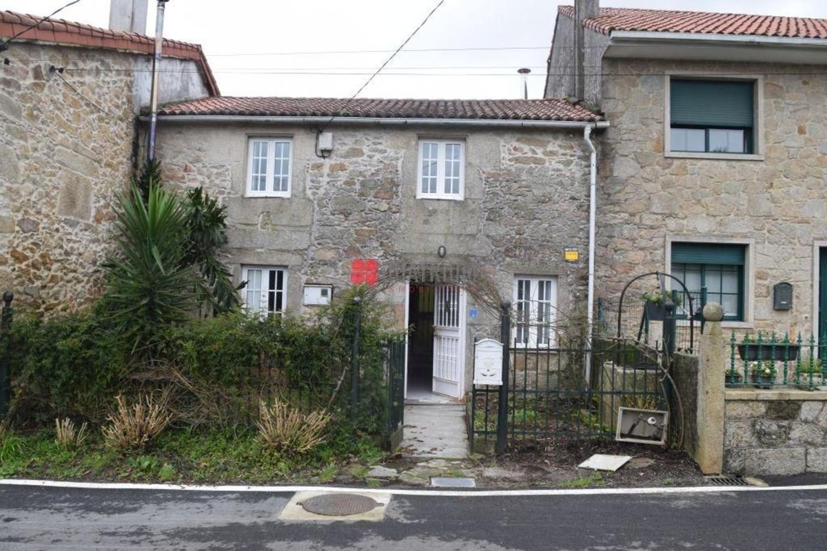 Venta de chalet independiente en Travesía de Balcaide, Teo
photo 2