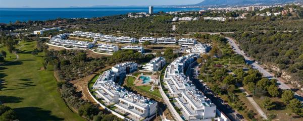 Sale of flat in Calle Bunker, Marbella
thumbnail 1