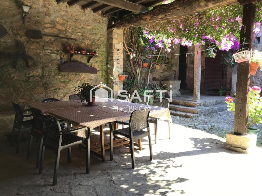 Properties for sale and rent in Spain photo 3