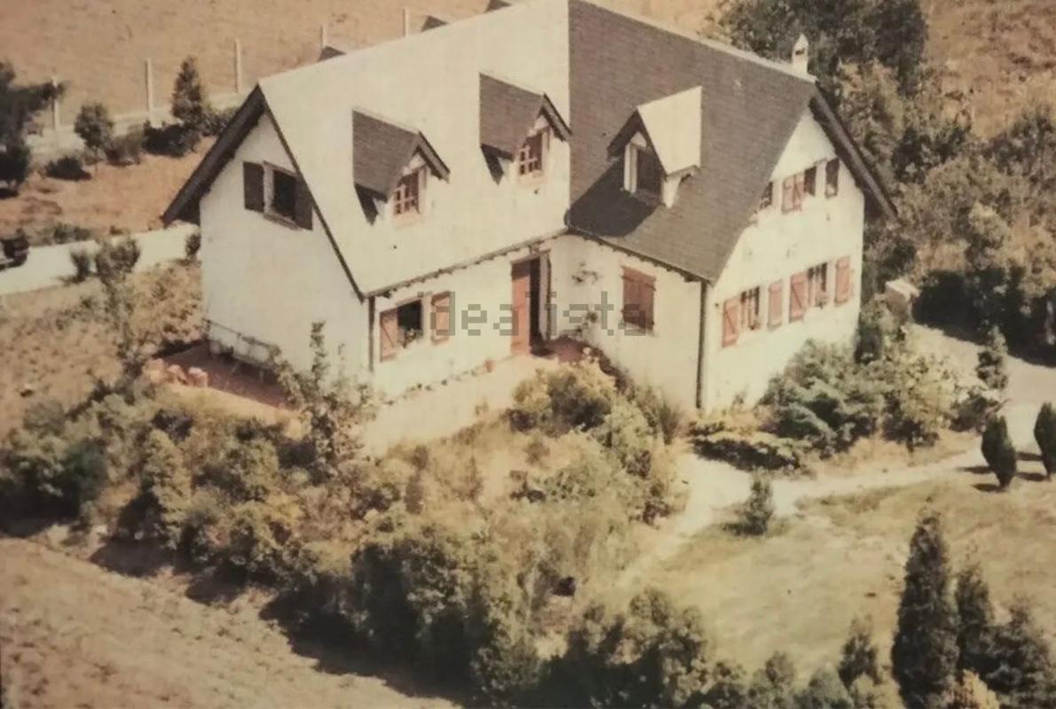 Venta de chalet independiente en CP-8202, 44, Teo
photo 2