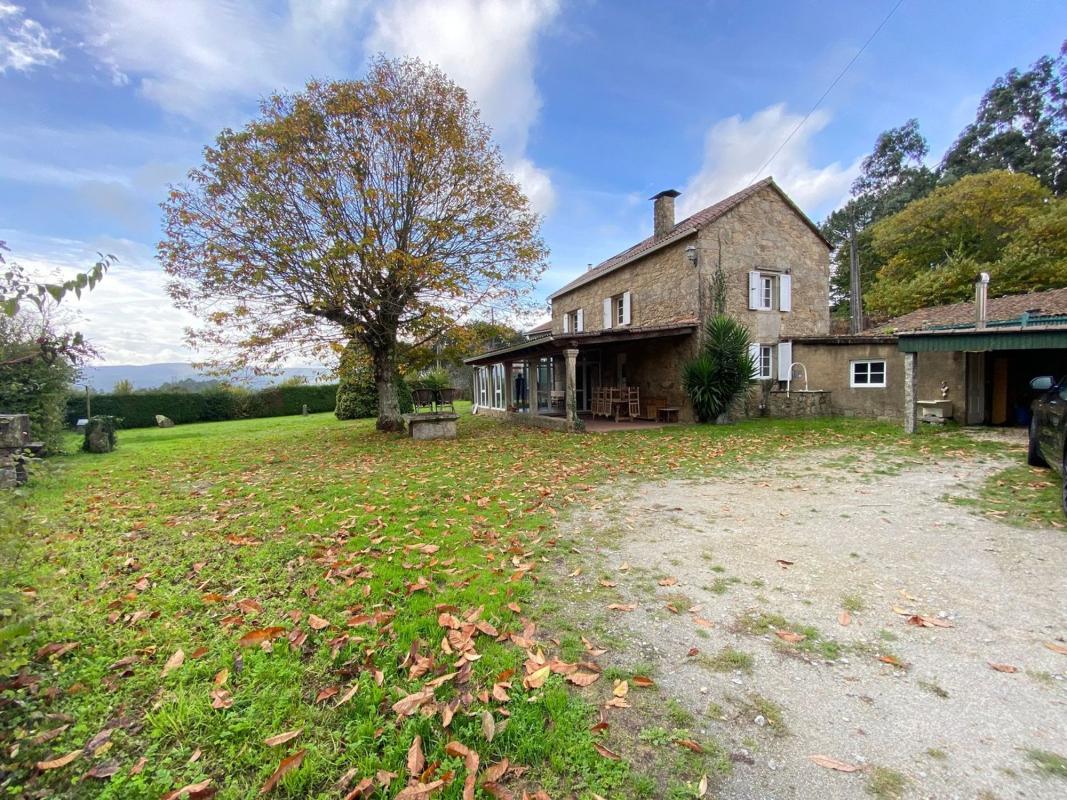 Sale of independent chalet in LG OUTEIRO. BUGALLIDO, Ames
 photo 3