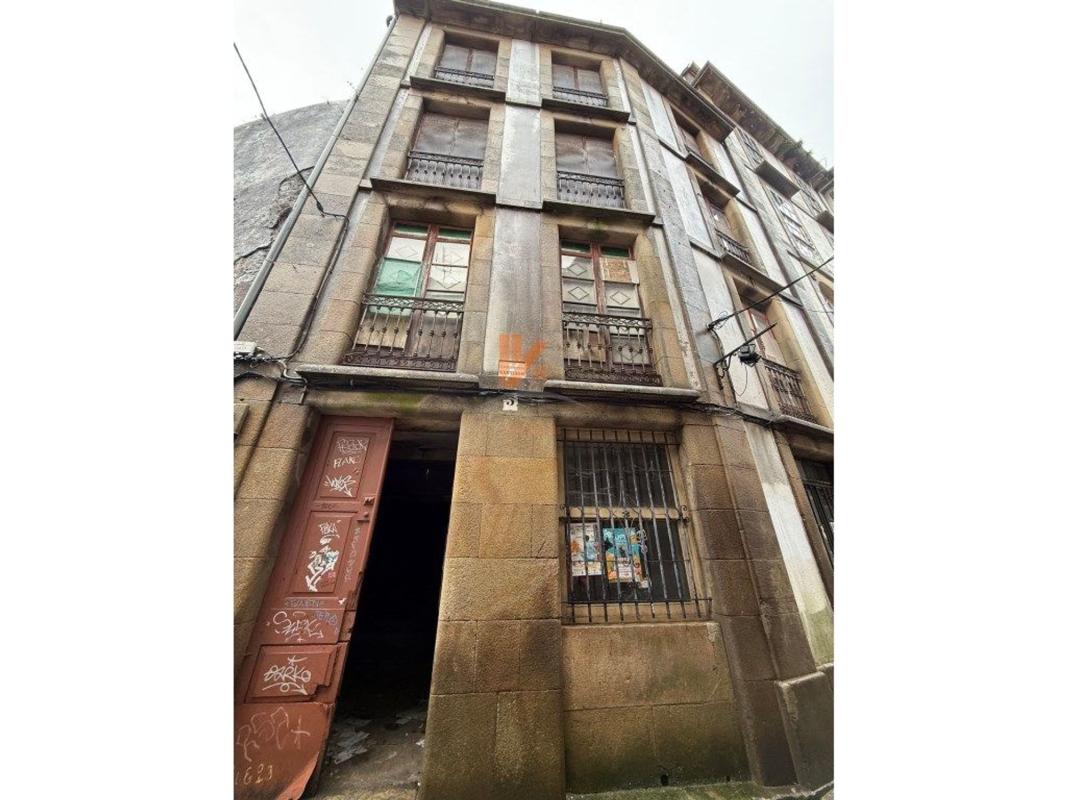Venta de chalet independiente en Tránsito dos Gramáticos, Santiago de Compostela
photo 1