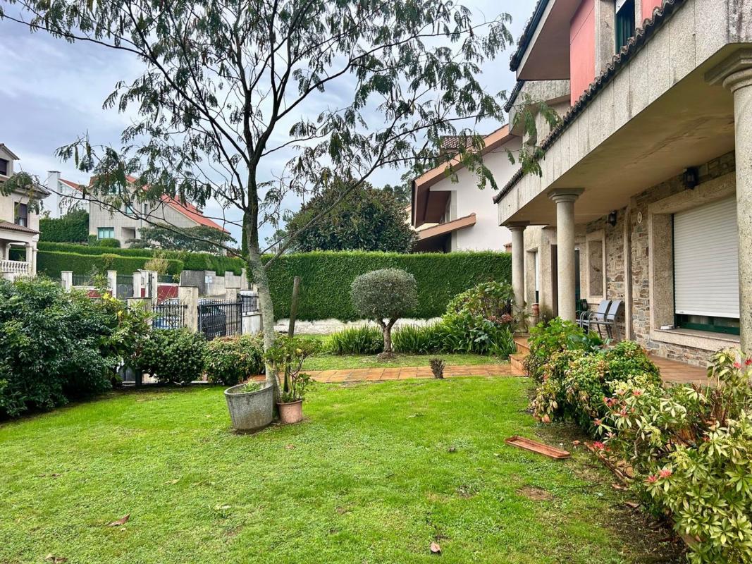 Venta de chalet independiente en Calle Fonte do Briso, Teo
photo 4