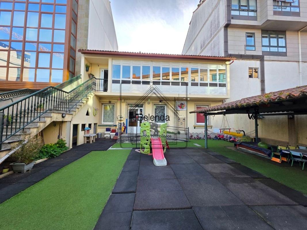 Sale of townhouse in  RU ALEJANDRO PEREZ LUGIN , Santiago de Compostela photo 2