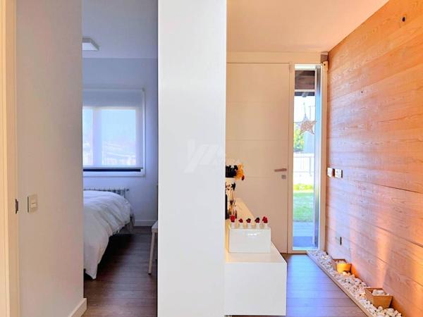Chalet independiente en venta en Calle SAN DOMINGO, Teo
thumbnail 2