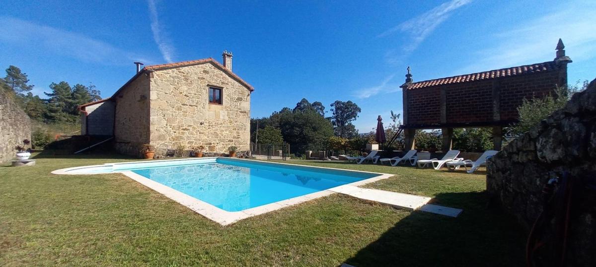 Sale of independent chalet in Aldea Gándara, Brion
photo 1