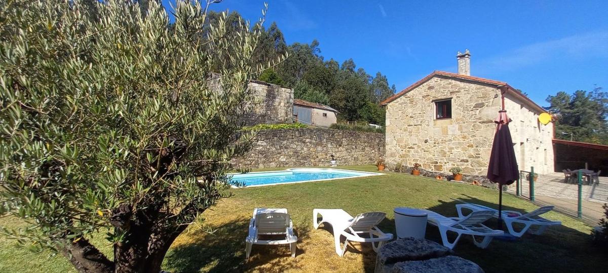 Sale of independent chalet in Aldea Gándara, Brion
photo 4