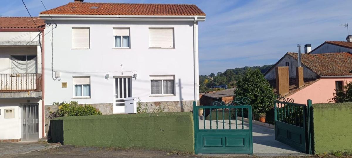 Продажа отдельного шале в  Calle de Serafín Zas, Сантьяго-де-Компостела photo 4