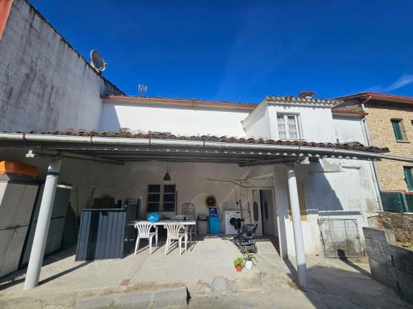 Chalet adosado en calle da Codeseira de Vidán photo 1