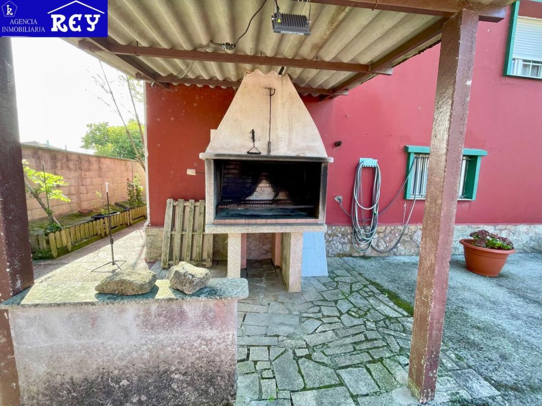 Venta de chalet independiente en Calle da Estación de Osebe, Teo
photo 2