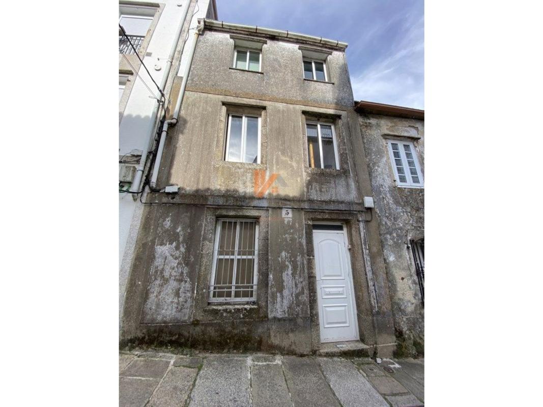 Sprzedaż niezależnego domku jednorodzinnego w Calle do Pexigo de Abaixo, Santiago de Compostela photo 1