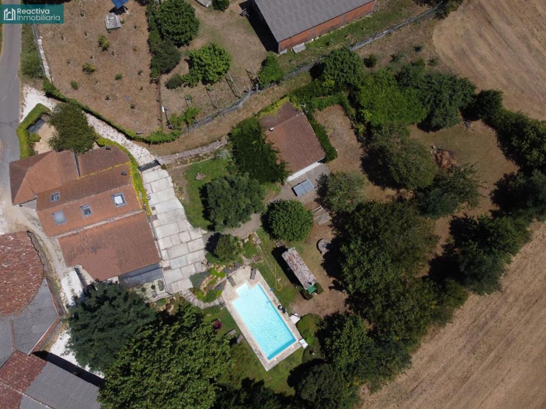 Venta de chalet independiente en Via Santiago de Compostela-La Estrada, Teo
photo 3