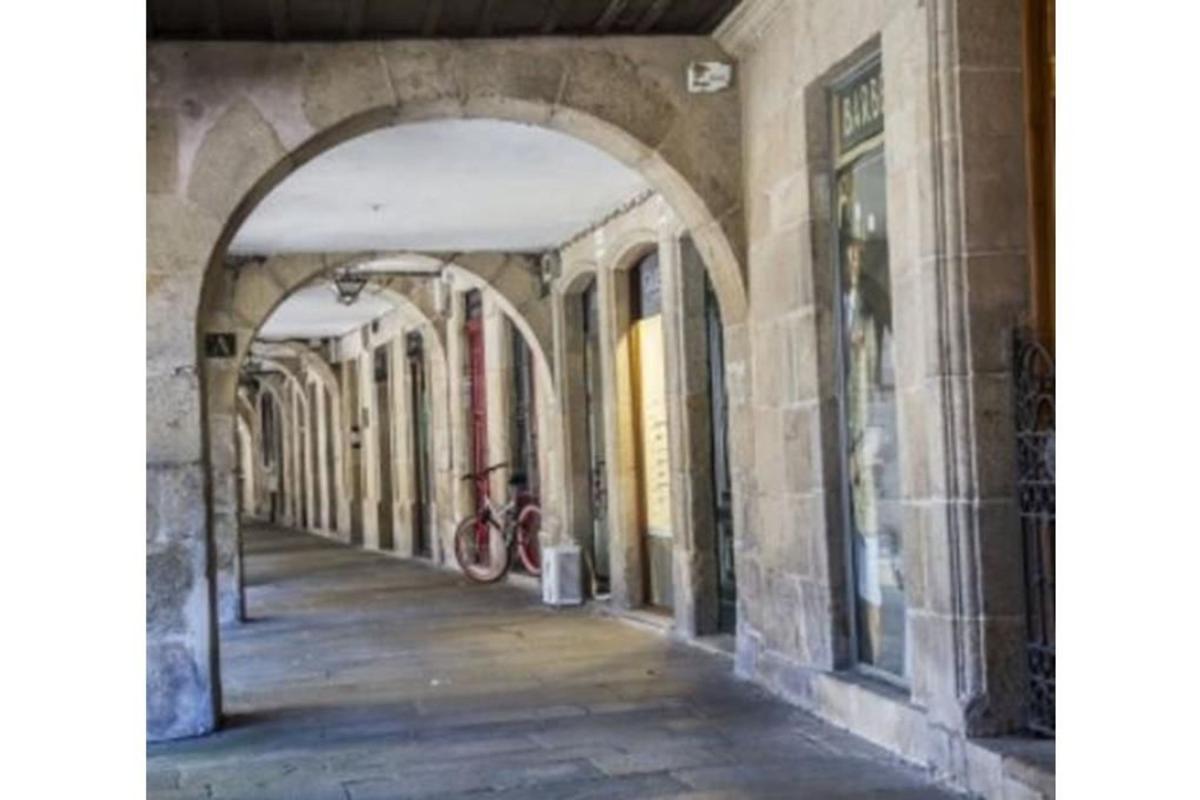 Sale of townhouse in Calle Nova , Santiago de Compostela photo 2
