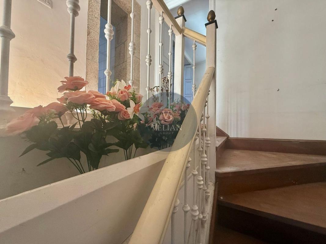 Sale of townhouse in Calle DO CASTRO , Santiago de Compostela photo 5