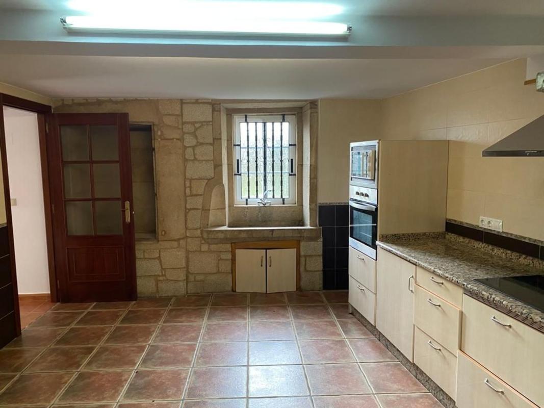 Properties for sale and rent in Spain photo 4