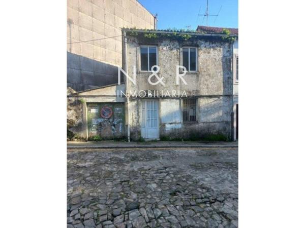 Chalet wolnostojący na sprzedaż w Calle do Campo de Santo Antonio, Santiago de Compostela thumbnail 2