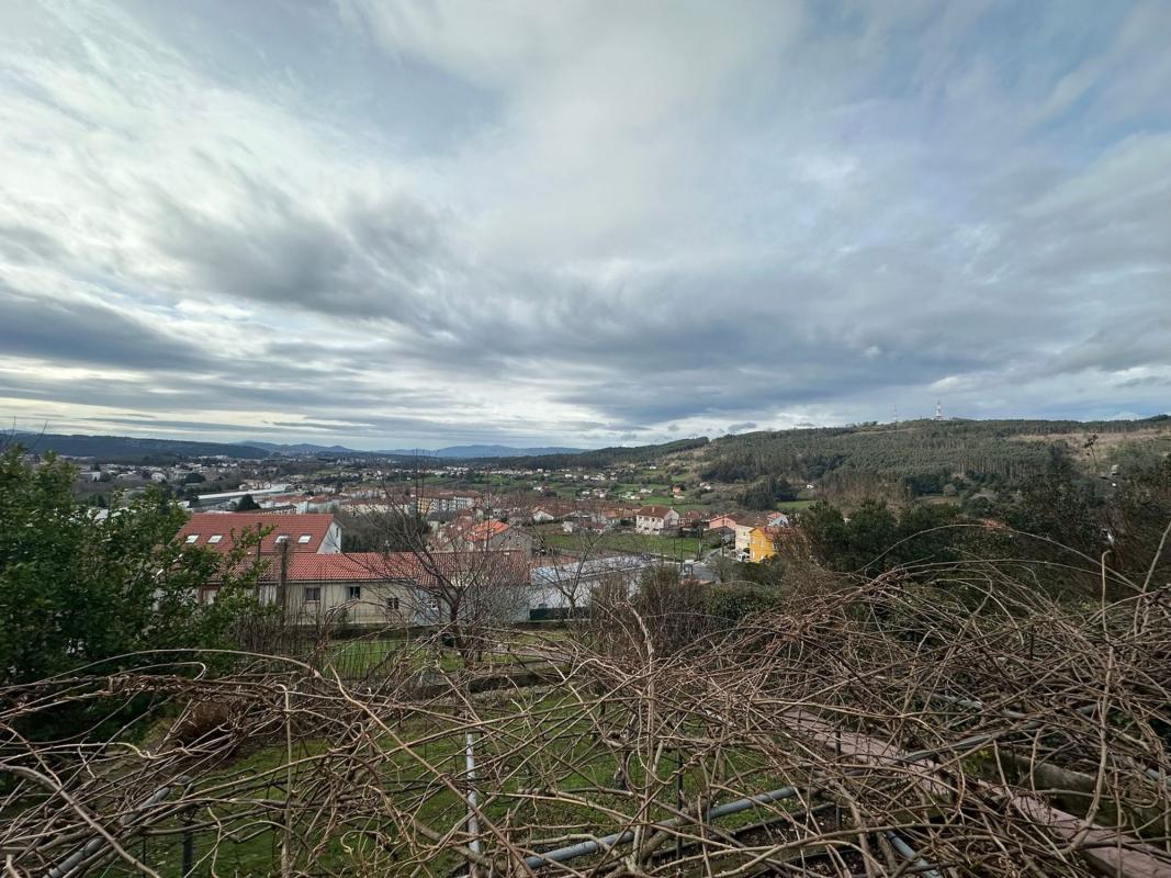 Sprzedaż niezależnego domku jednorodzinnego w Calle de Noia, Santiago de Compostela photo 2