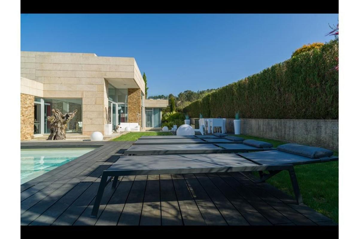 Venta de chalet independiente en Bugallido, Ames
 photo 3