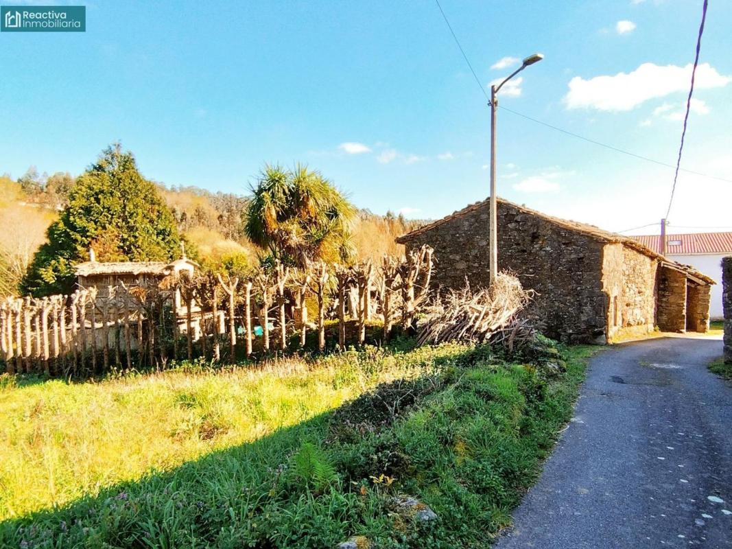 Sale of independent chalet in Marmancou, 4, Santiago de Compostela
photo 3