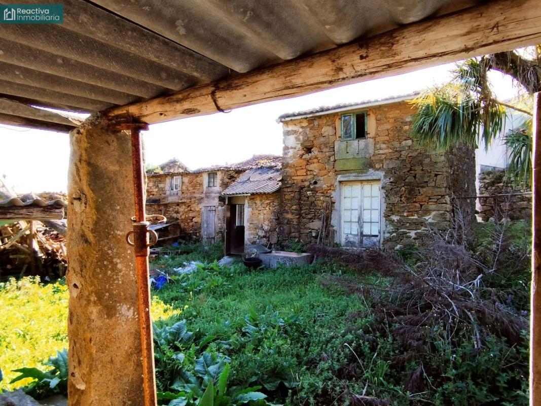 Sale of independent chalet in Marmancou, 4, Santiago de Compostela
photo 4