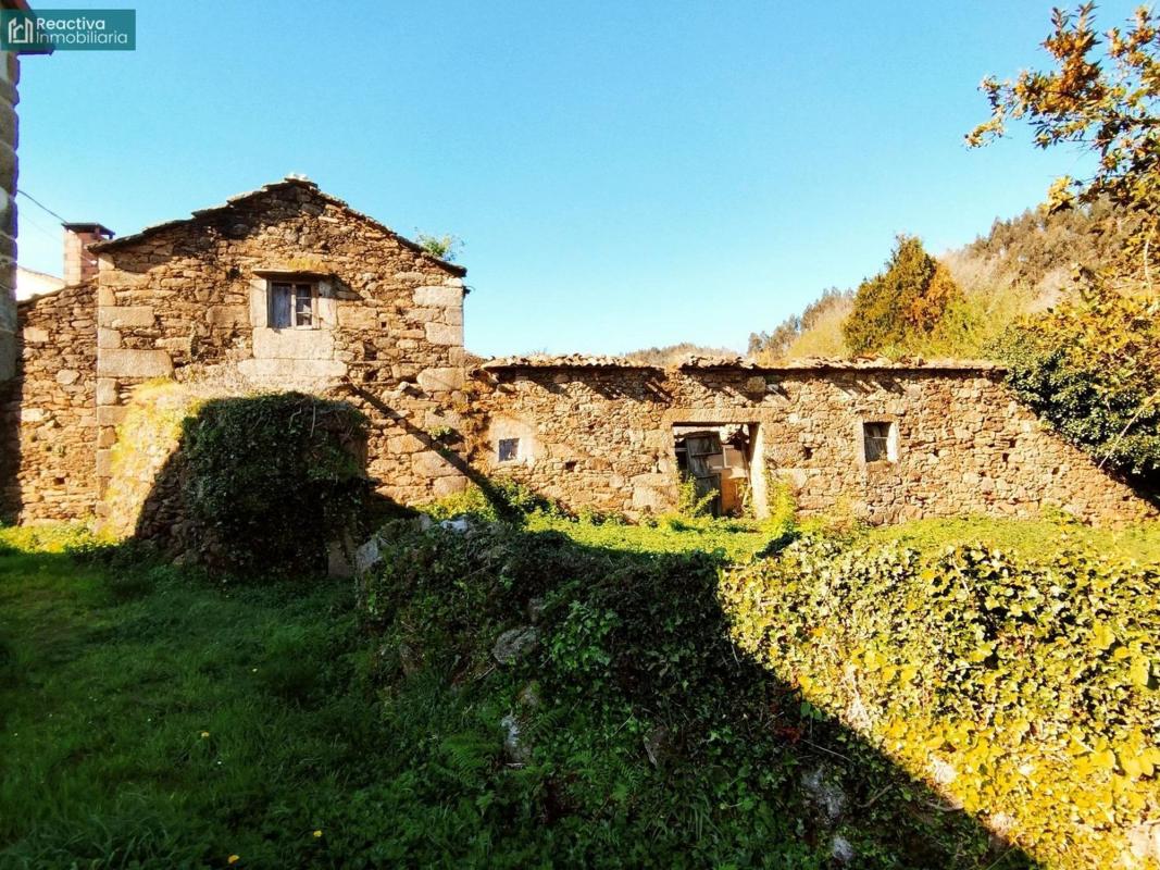 Sale of independent chalet in Marmancou, 4, Santiago de Compostela
photo 5