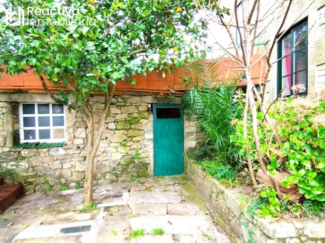 Venta de chalet independiente en Bugallido, Ames
 photo 5