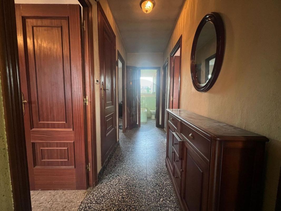 Sale of independent chalet in Calle de Vidán, Santiago de Compostela
photo 5