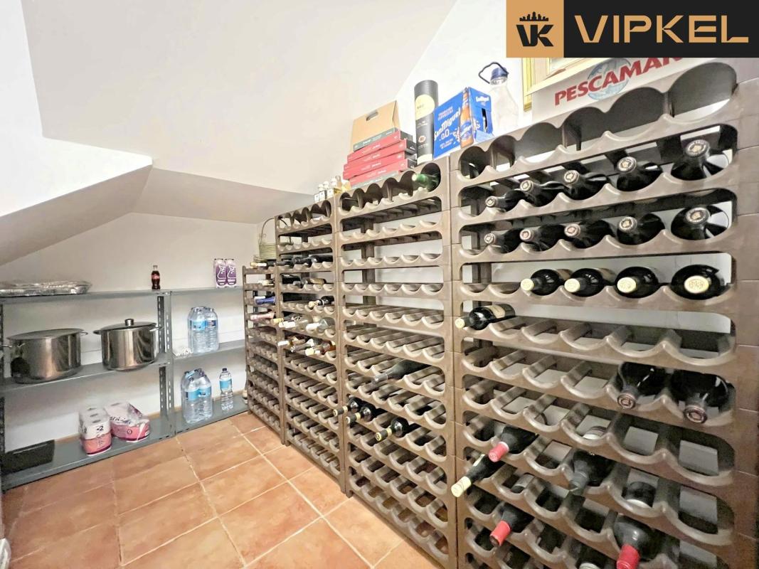 Sale of independent chalet in Calle de Muros, Santiago de Compostela
photo 1
