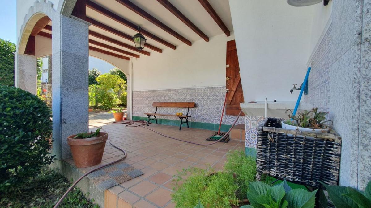 Продажа отдельного шале в Lugar os Dices, Ройс photo 3