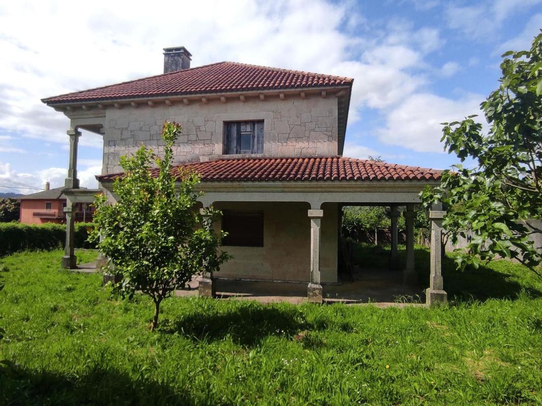 Sale of independent chalet in Calle da Xunlla, Santiago de Compostela
 photo 2