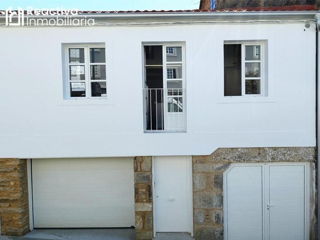 Sale of independent chalet in Cornes, Santiago de Compostela
photo 2