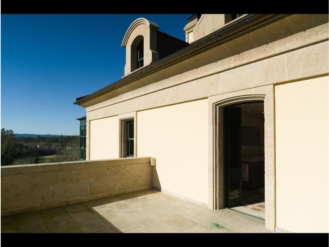 Sale of independent chalet in Lugar de Cusanca s/n, Boqueixon
 photo 5