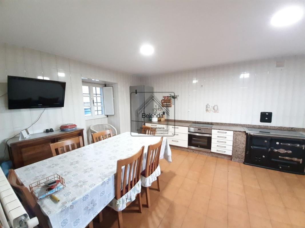 Продажа отдельного шале в Calle LUGAR A, Ройс photo 3