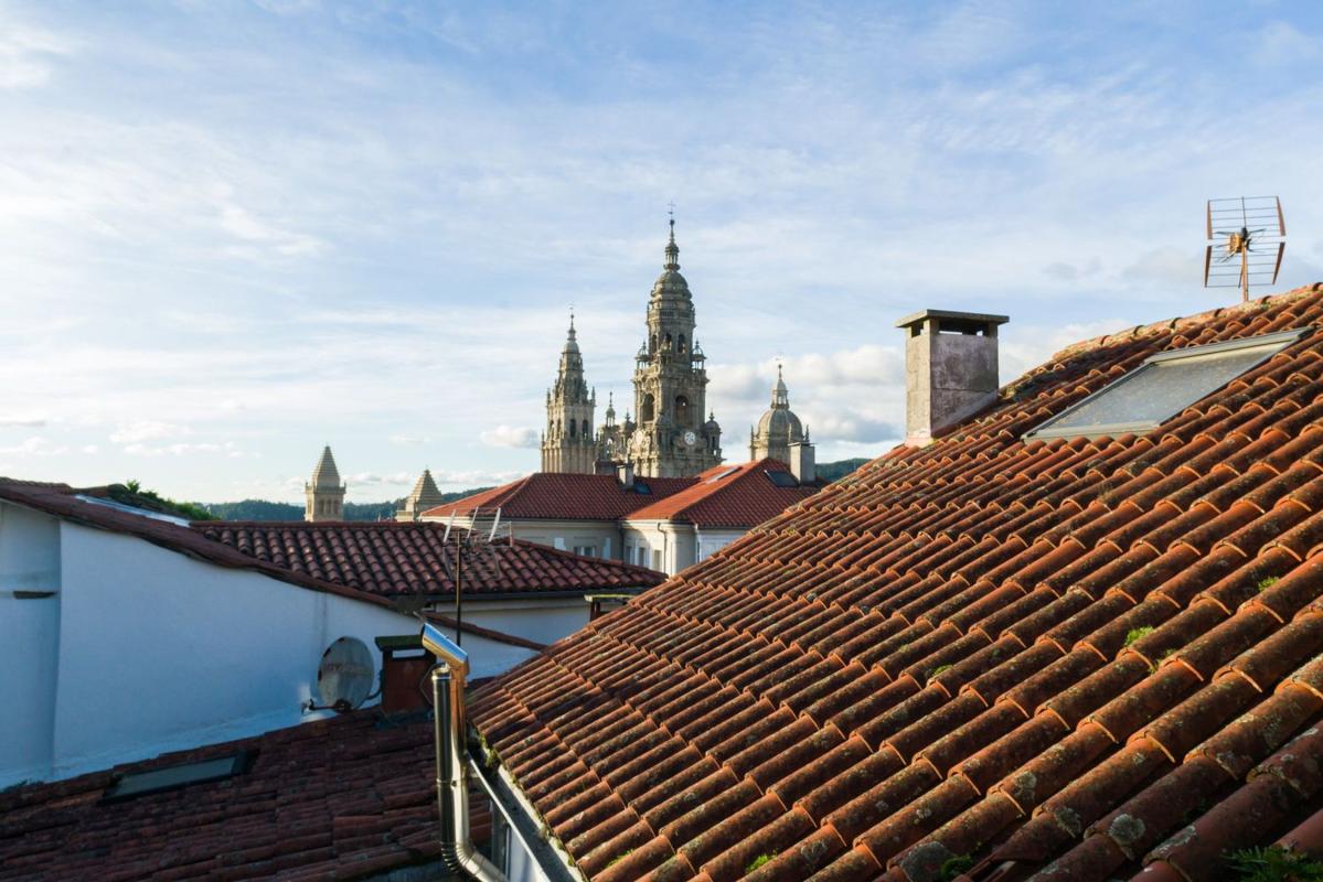 Venta de chalet adosado en Caldereria, 15704 s/n , Santiago de Compostela photo 1