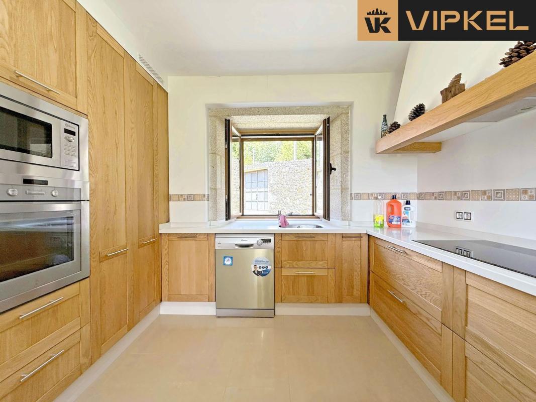 Properties for sale and rent in Spain photo 2