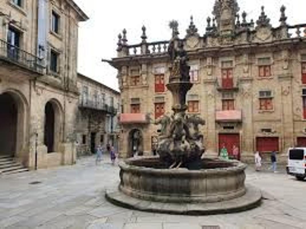 Sale of independent chalet in Campus norte - S.Caetano, Santiago de Compostela
 photo 4