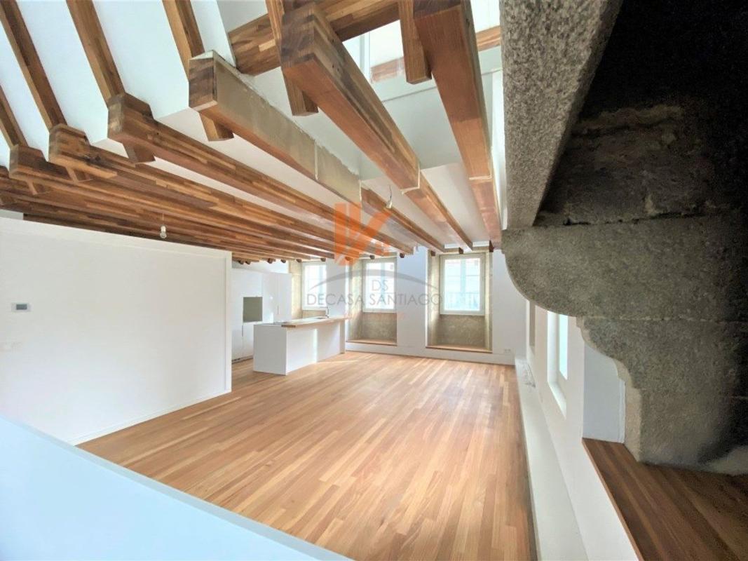 Sale of independent chalet in Calle Rueiro de Figueiriñas, Santiago de Compostela
photo 4