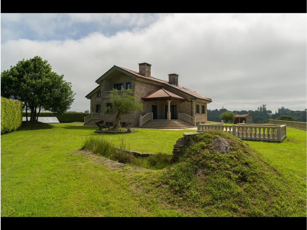Sale of independent chalet in Paradela s/n, Santiago de Compostela
 photo 4