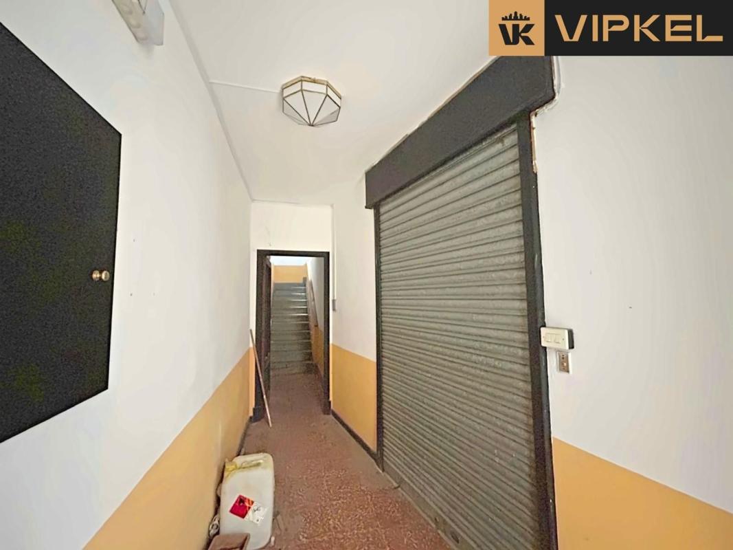 Sale of townhouse in Calle Travesa , Santiago de Compostela photo 2