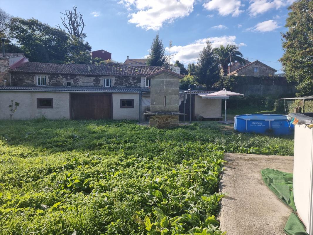 Sale of townhouse in  ZONA SANTA ISABEL , Santiago de Compostela photo 2