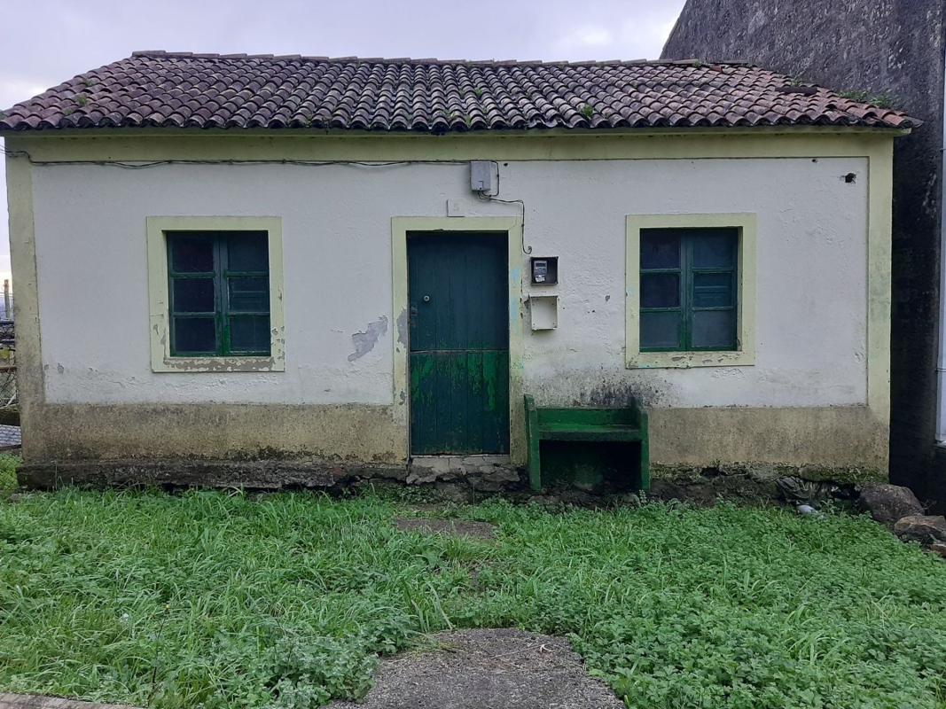 Sale of independent chalet in Lugar de Pazos, 5, Santiago de Compostela
photo 1